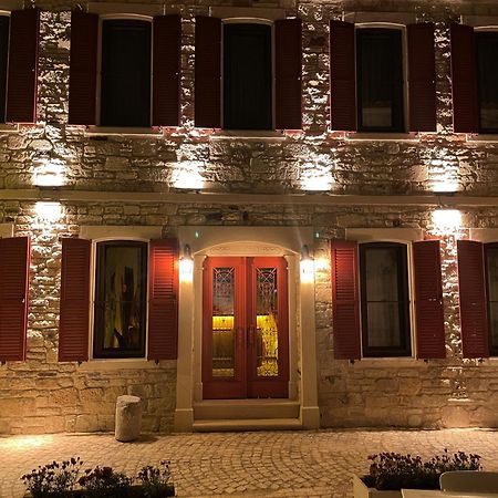 Dionysos 1789 Boutique Hotel フォチャ エクステリア 写真